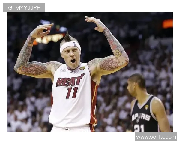 热火与步行者的激烈对决鸟人展翅高飞助力球队胜利