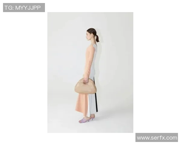 首尔女孩与龟尾女孩的时尚对决谁才是潮流的引领者