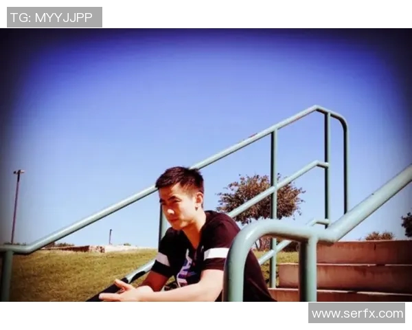 赵继伟：从青涩新秀到篮球场上的领军人物的成长之路